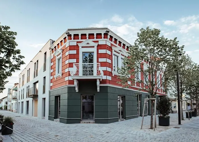 Am Platz Bed and Breakfast 3*