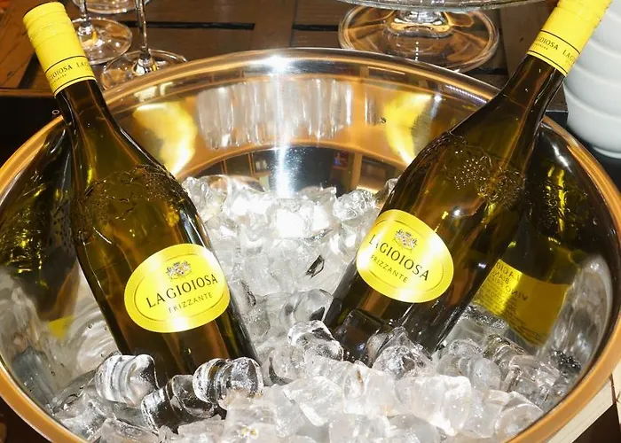 Am Platz Bed and Breakfast 3*